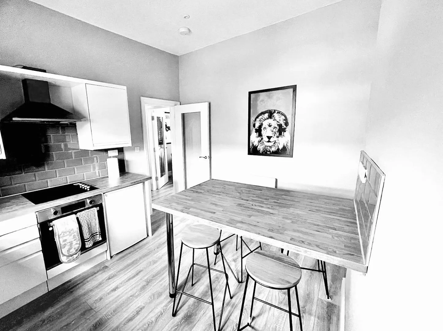 Apartment Spacious Home Near Citycentre Parking/Wifi/Netflix Nottingham